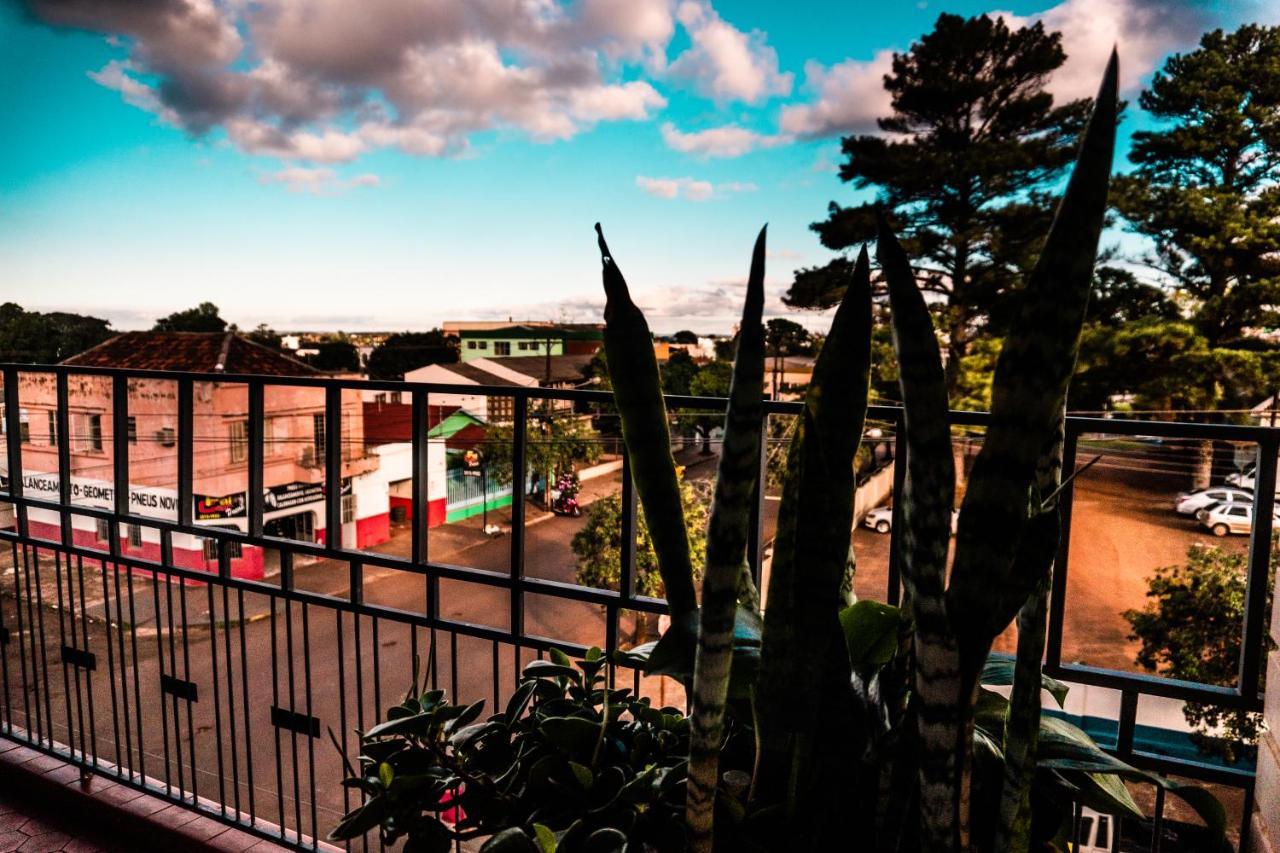 Hotel Debacco Santo Ângelo Esterno foto