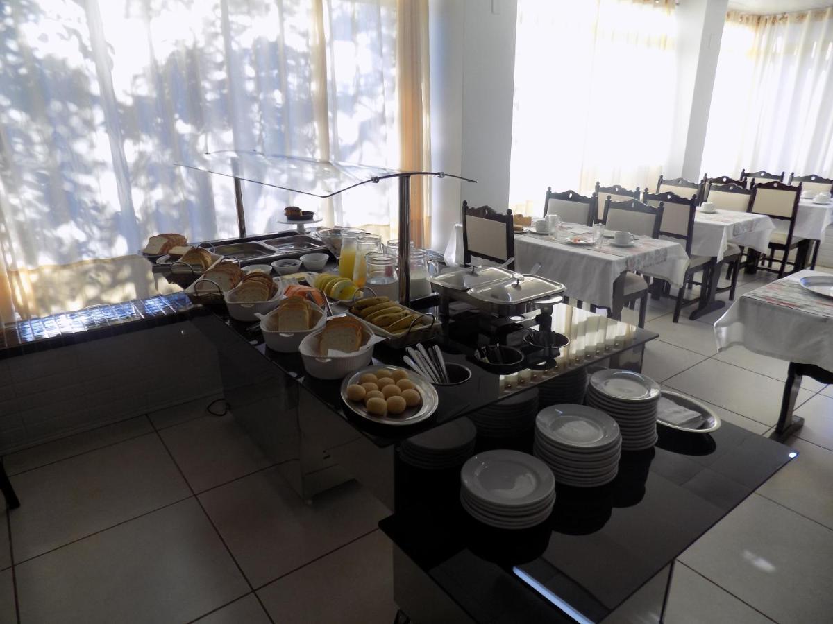 Hotel Debacco Santo Ângelo Esterno foto